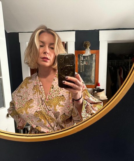 Renee Paquette nudes onlyfans