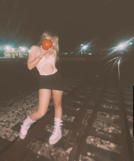 Ashlayslayss onlyfans strip