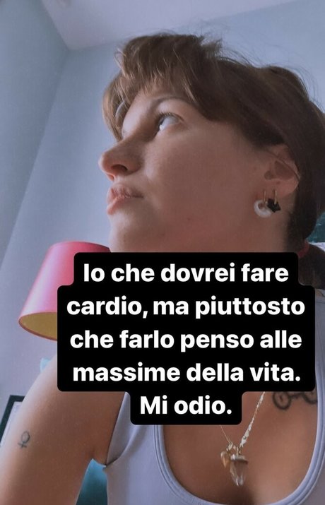 Aril s Chest only fans pictures