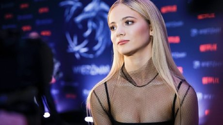 Freya Allan onlyfans archive