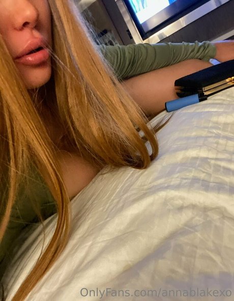 annablakexo new onlyfans leak