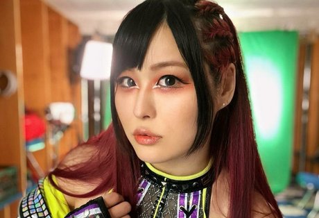 Iyo Sky onlyfans pics