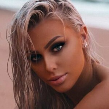 Kirra Wren nsfw onlyfans