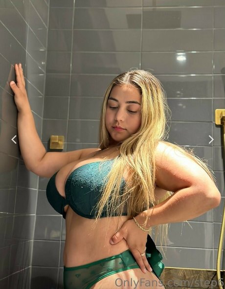 Stephanie Reyes onlyfans porn leaked