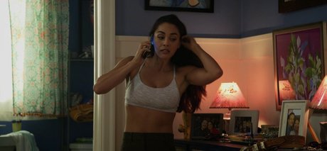 Lindsey Morgan feet onlyfans