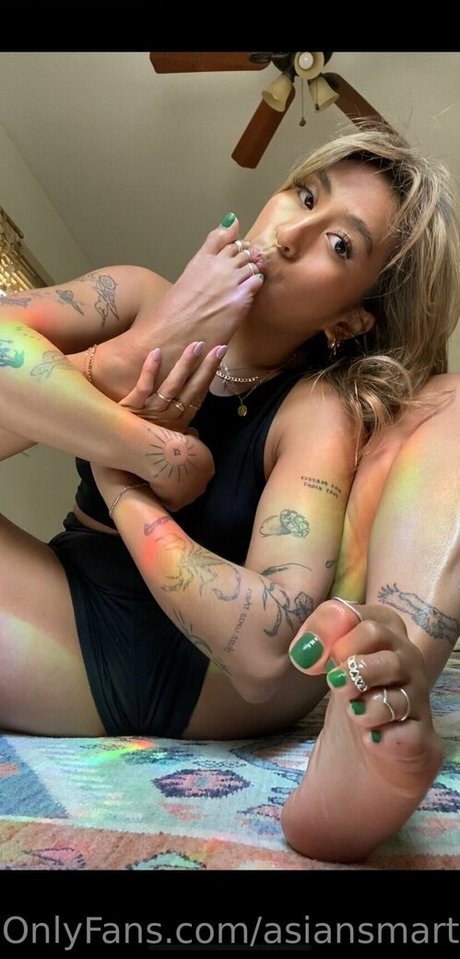 asiansmartsolesfree onlyfans pics nude
