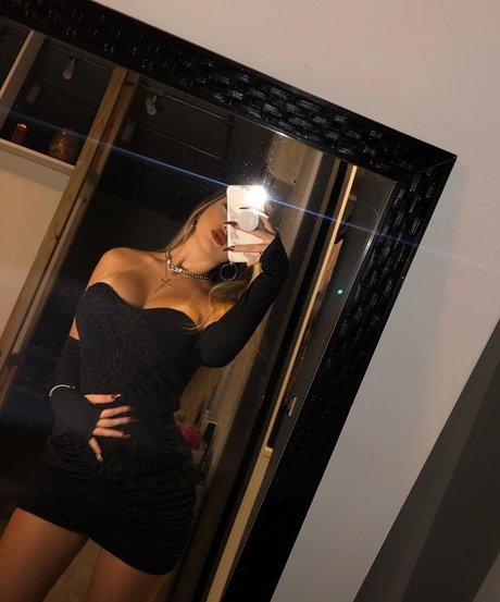 Carolina Fernandes onlyfans nudes porn