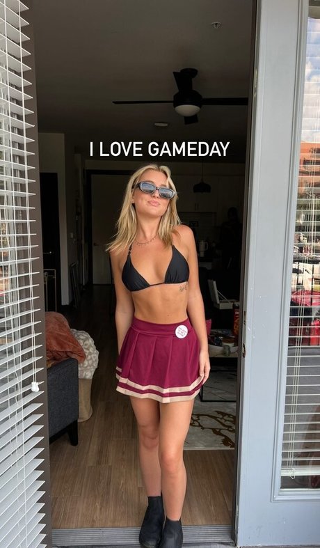 Alexa Meyer onlyfans creator