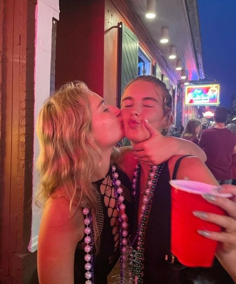 Alexa Meyer onlyfans sexy