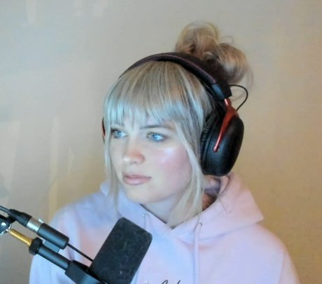 QTCinderella leaked onlyfans nudes