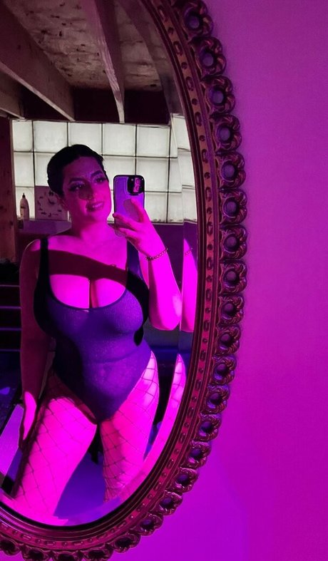 Sarah Arabic onlyfans nude porn