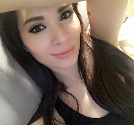 MelonieMac only fans photos