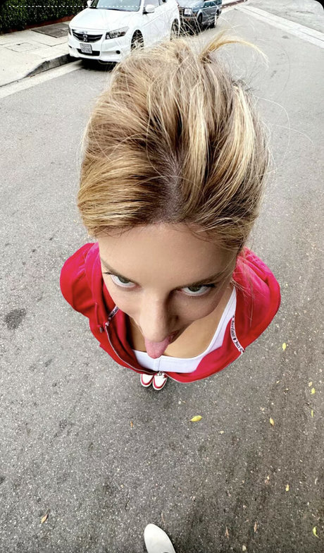 Hannah Stocking onlyfans leaks xxx