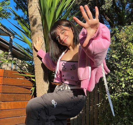 Eeeveenara only fans leak nude