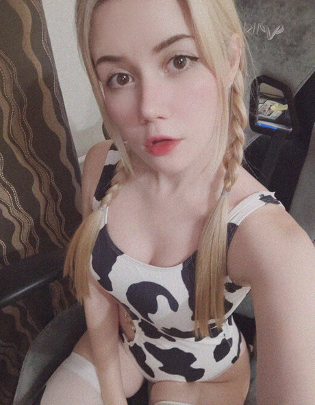 Anastasia Komori onlyfans page