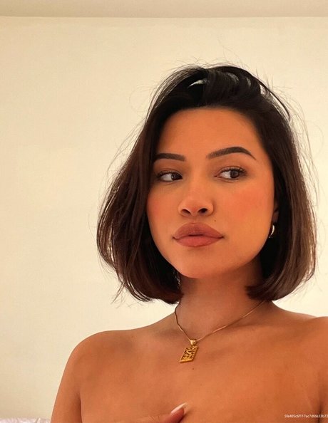 Julia Kelly onlyfans xx