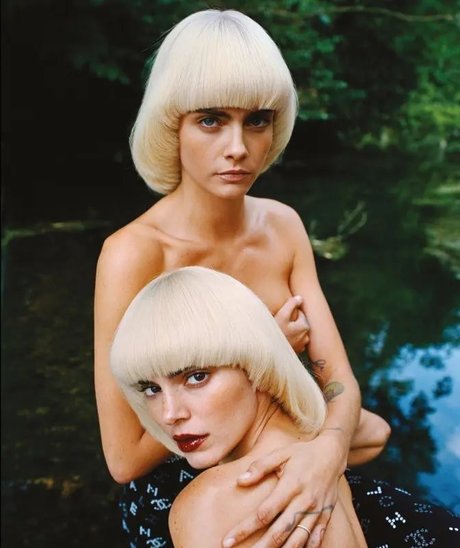 Cara Delevingne onlyfans leak fuck