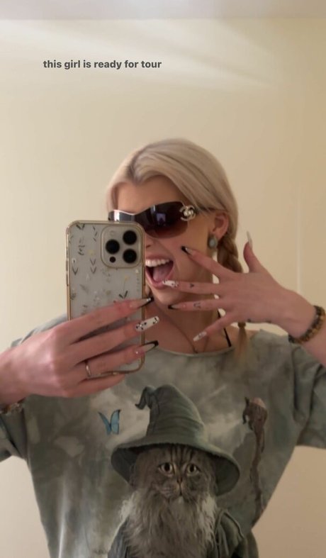 Loren Gray onlyfans naked leaks