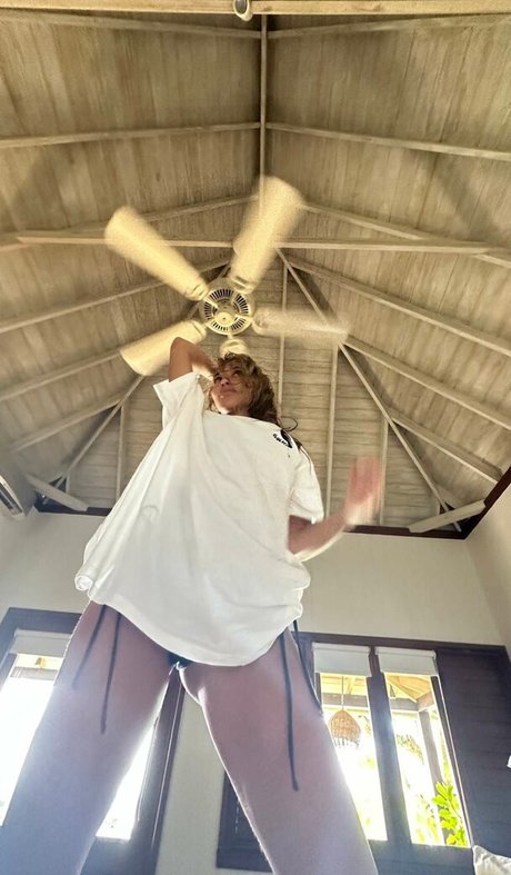 Chantel Jeffries sexy onlyfans