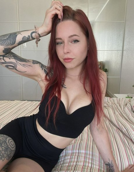 denlyasha naked only fans