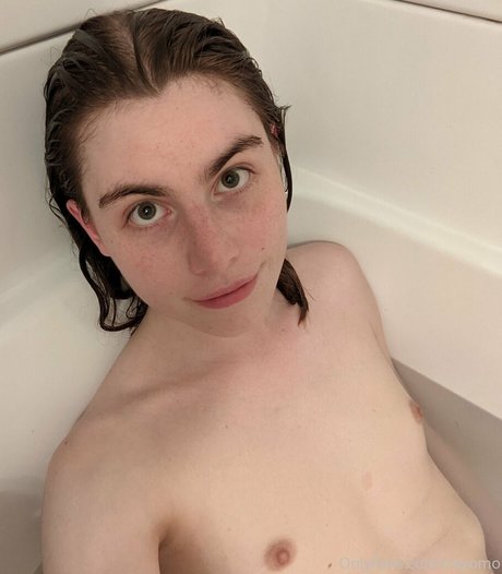 Nayomo onlyfans pics nude