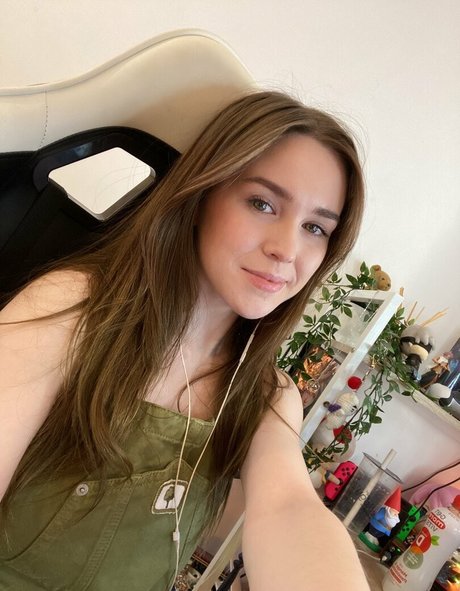 Frankie Lollia onlyfans leak sex