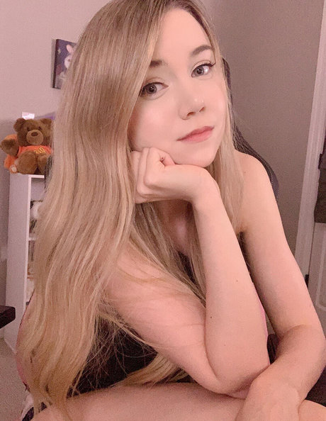 Dizzykitten porn onlyfans