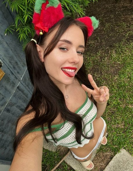 arilaviee free onlyfans star