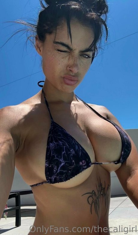 thecaligirl nude onlyfans pics