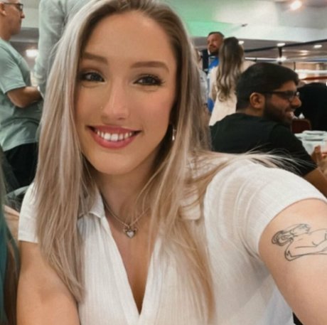 Caitlin Beevers leak onlyfans porn