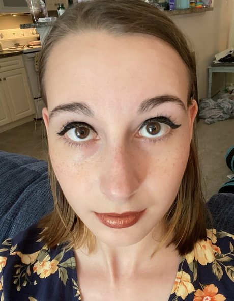 blissfulellie onlyfans archive