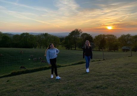 The Blue Dress Girl onlyfans creator