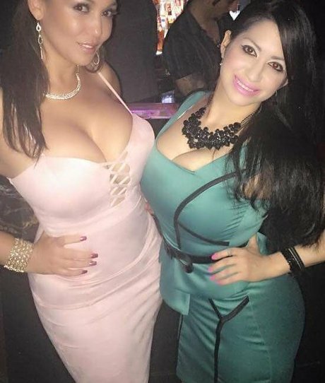 Jennifer Cortez onlyfans images