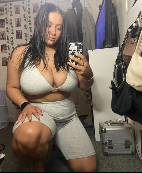 chelsea leigh onlyfans images