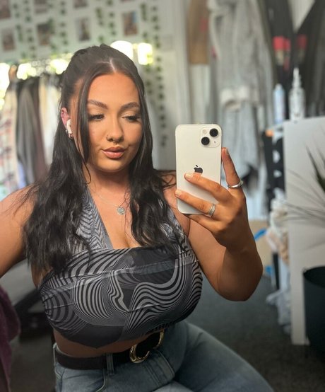 chelsea leigh nudes onlyfans leak