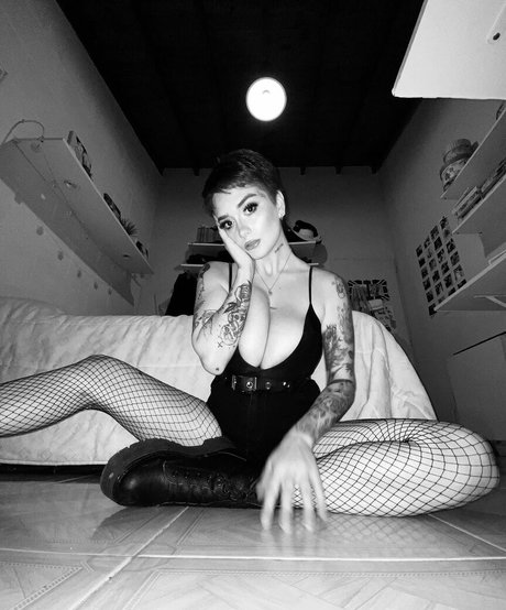 Delfi Peralta tits onlyfans