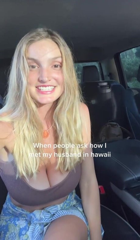 Isabella Abell onlyfans leake