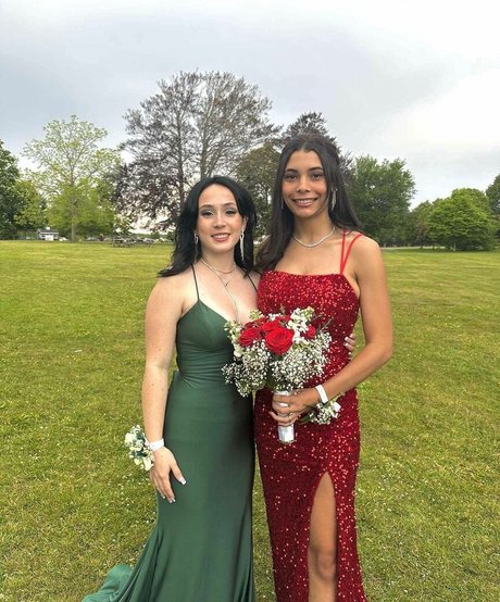 Nicole Fatone leaked onlyfans.