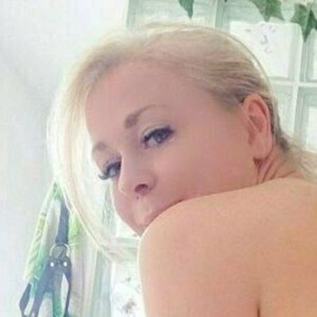 evabreedme new onlyfans leaks