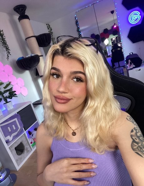 Kunshikitty leaked only fans porn