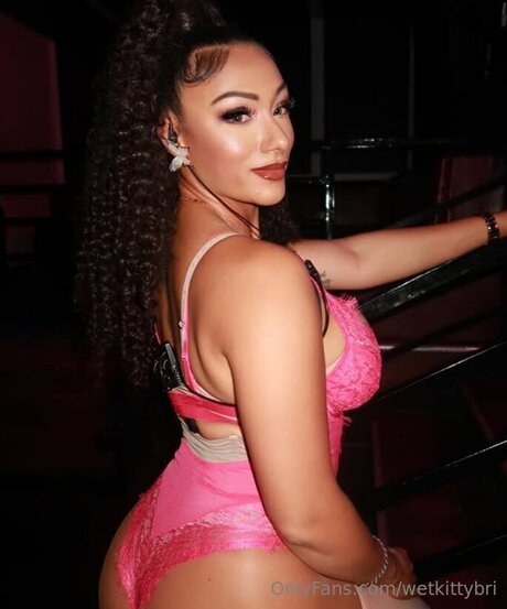 wetkittybri onlyfans boobs