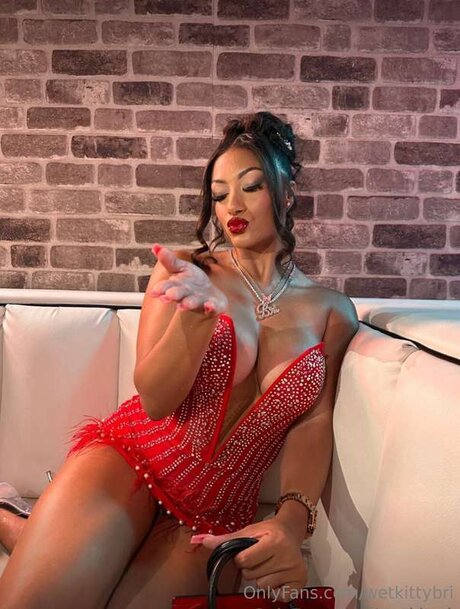 wetkittybri onlyfans post