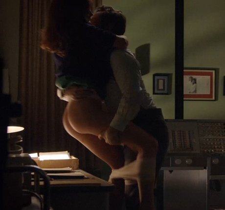 Emily Kinney onlyfans leaked nude