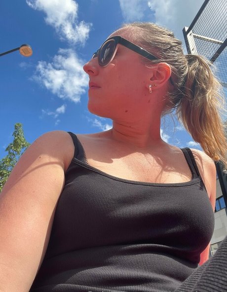 littleshyme nude leaks onlyfans