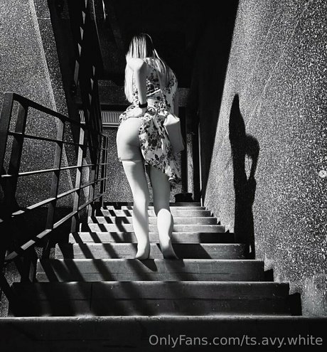 ts avy white onlyfans sextape leak