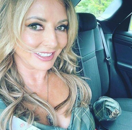 Carol Vorderman onlyfans nudes