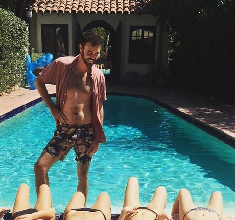 Addison Timlin onlyfans free content