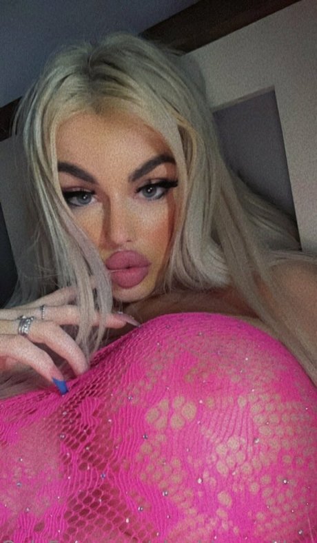 xbarbie malibux Profile pic