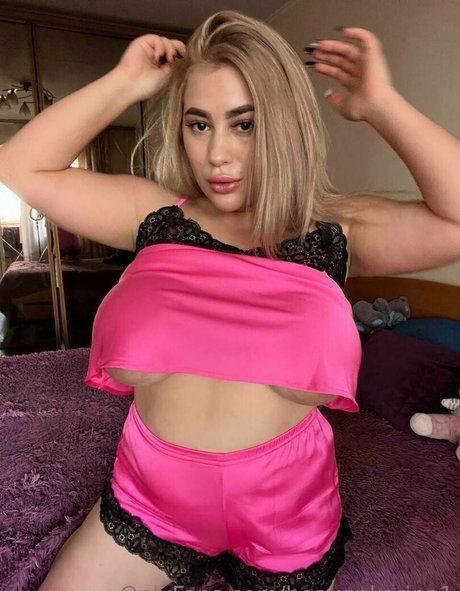 heavenkarina1 porn onlyfans leak