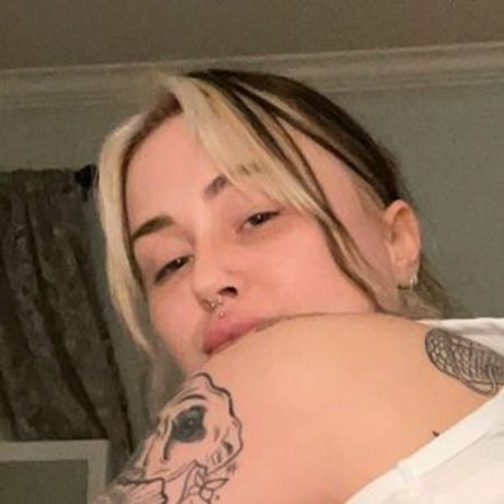 grannyswissstoots porn onlyfans